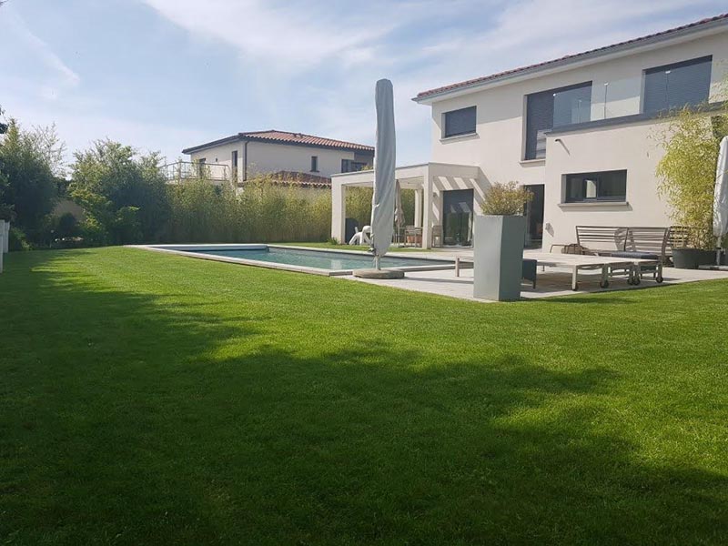 Service de tonte pelouse Saint-Genis-Laval